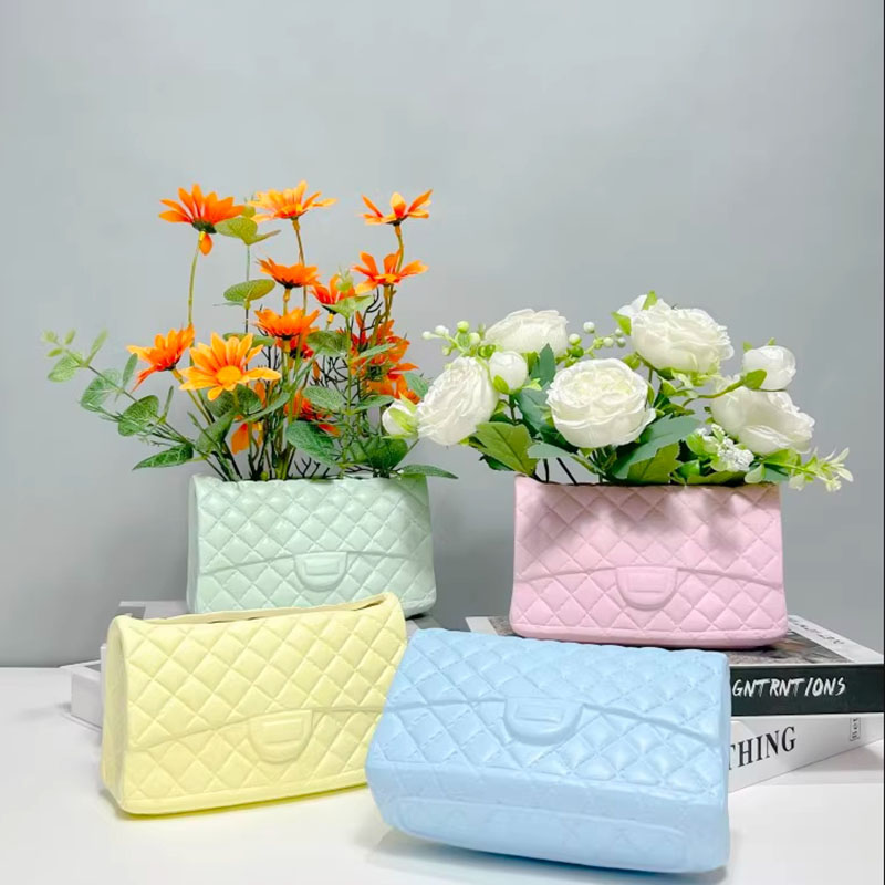 Luxury Handbag Vase Silicone M - огляд і ціна Potsticker Mold